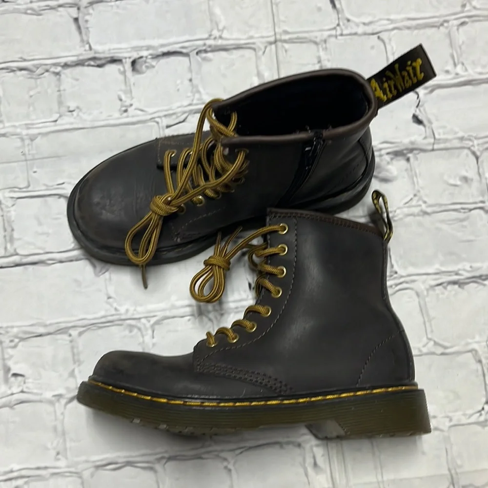 Youth Dr. Marten Boots